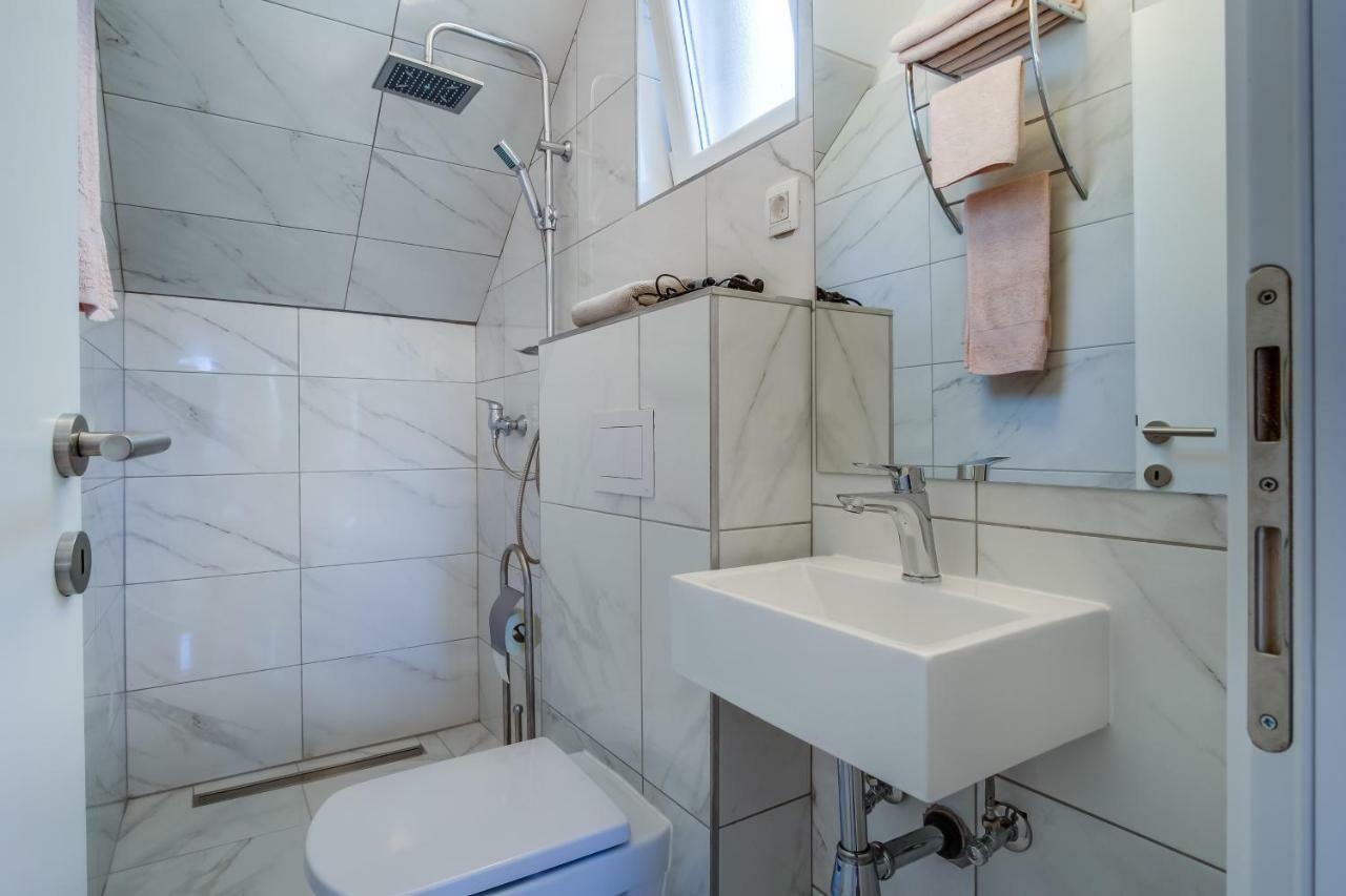 Cuore Di Milka Apartments Veli Losinj Exterior photo